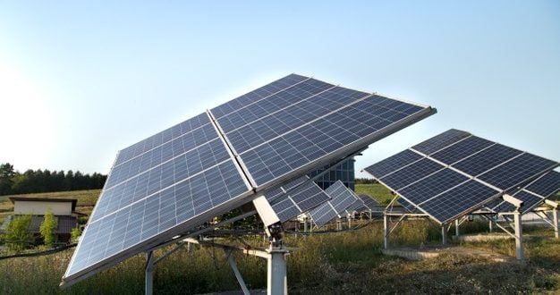 Fonte Solar Bate Recordes No Brasil Com R$ 21,8 Bilhões De Investimentos Em 2021 - 1